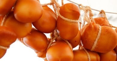 Scamorza Scamorza